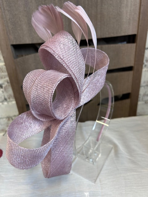 Blush Fascinator