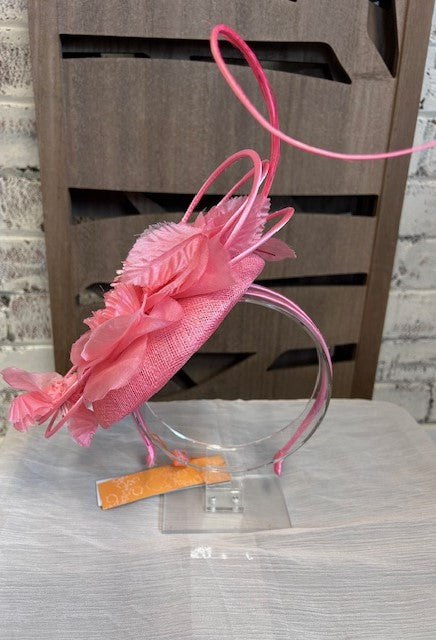 Coral Fascinator