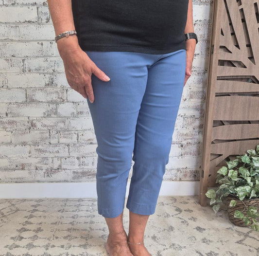 Leonie Capri Pants