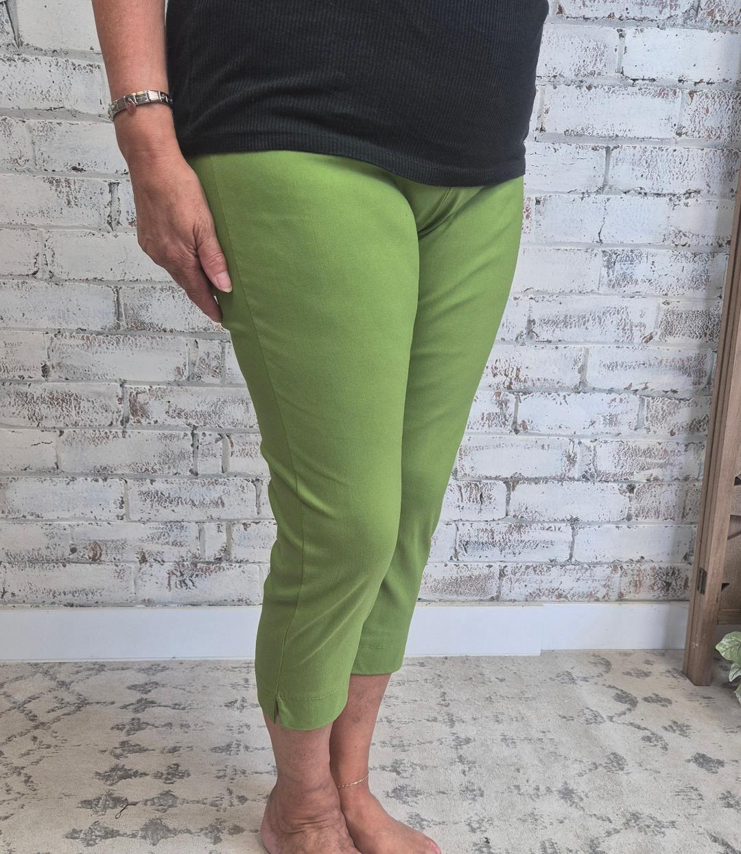 Leonie Capri Pants