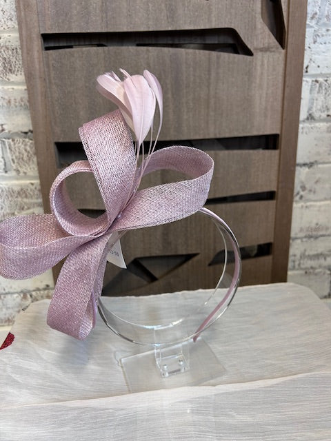 Blush Fascinator